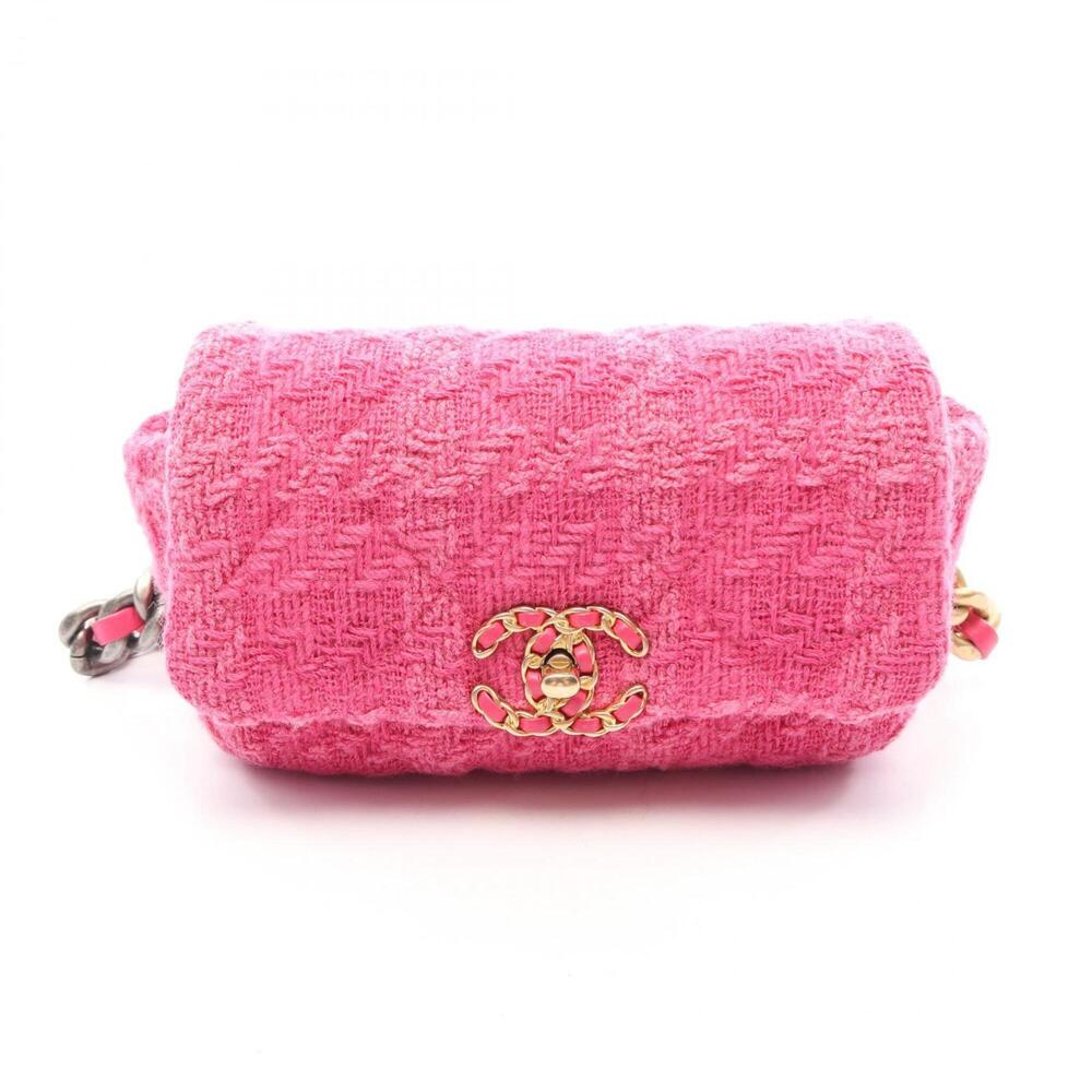 Chanel CHANEL CHANEL19 Matelassé Combination Hardware Waist Bag Handbag Fabri...